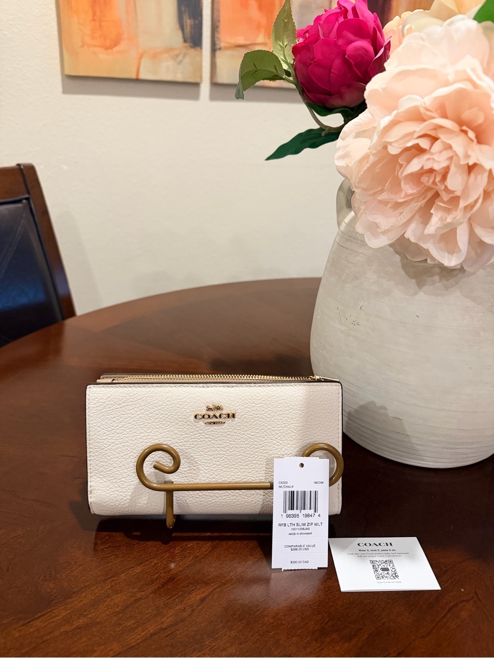 Coach Pebbled Leather Slim Zip Wallet in Chalk NWT